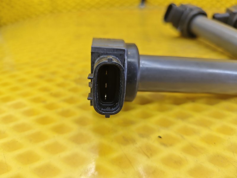 Катушка зажигания Mitsubishi Outlander XL