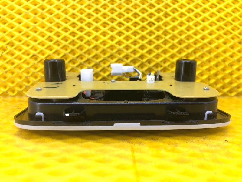 Плафон освещения салонный KAIYI E5 2024 GS11
