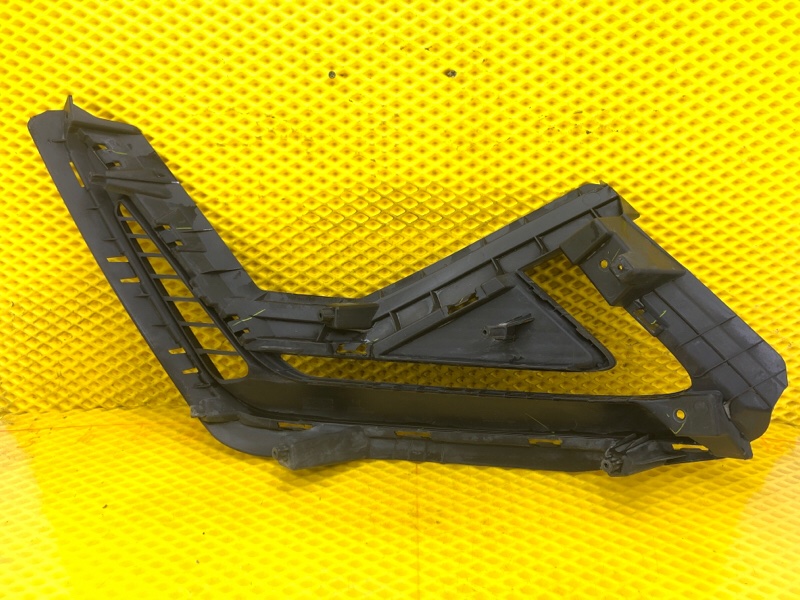Накладка противотуманной фары KAIYI E5 2024 GS11