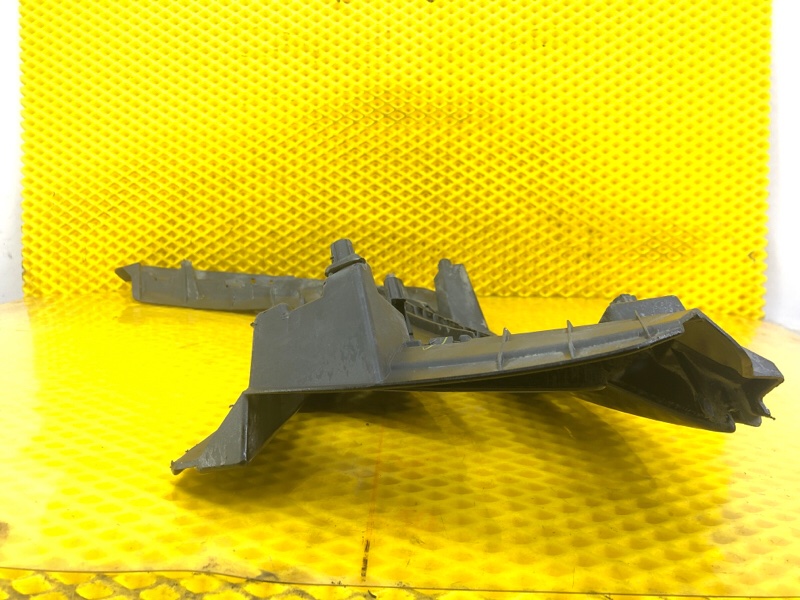 Накладка противотуманной фары KAIYI E5 2024 GS11