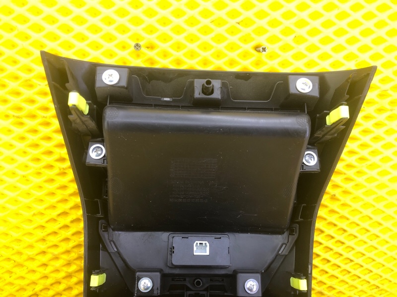 Накладка центральной консоли KAIYI E5 2024 GS11