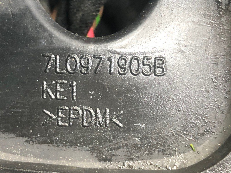 Проводка двери Porsche Cayenne 2008 957