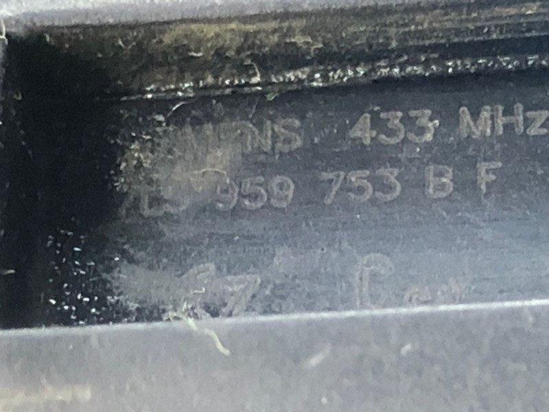 Ключ зажигания Porsche Cayenne 2008 957