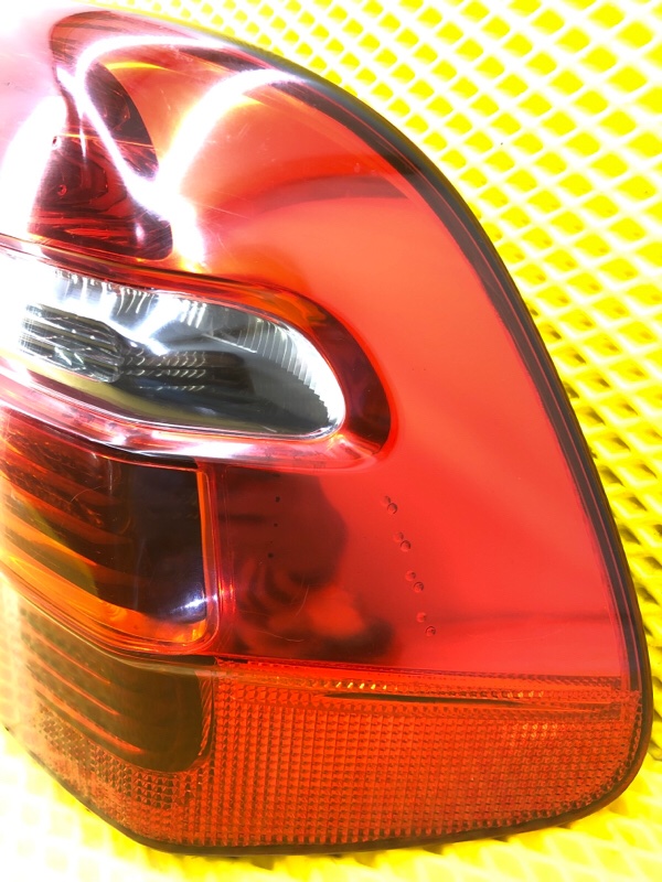 Фонарь задний правый Porsche Cayenne 2008 957