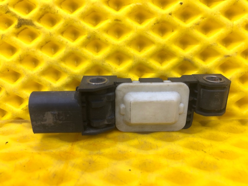 Датчик airbag Porsche Cayenne 2008 957