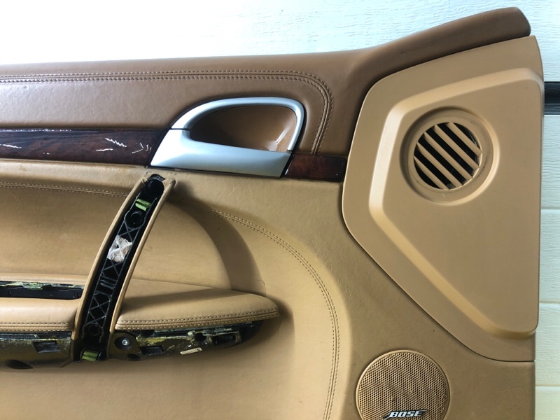 Обшивка двери (карта) Porsche Cayenne 2008 957