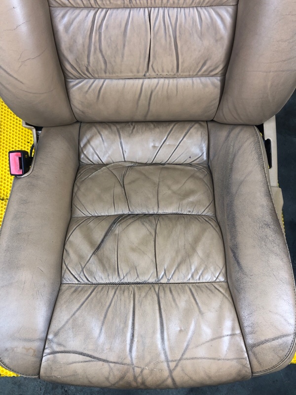 Сиденье водительское Porsche Cayenne 2008 957