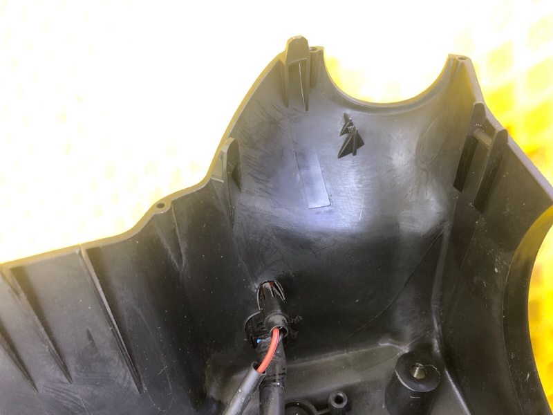 Кожух рулевой колонки Nissan Fuga 2007 Y50