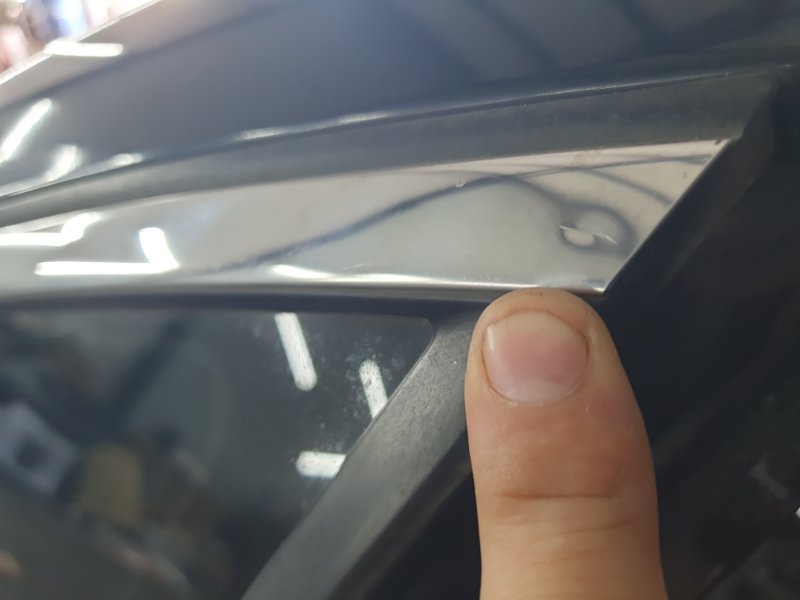 Форточка задняя правая Nissan Fuga 2007 Y50