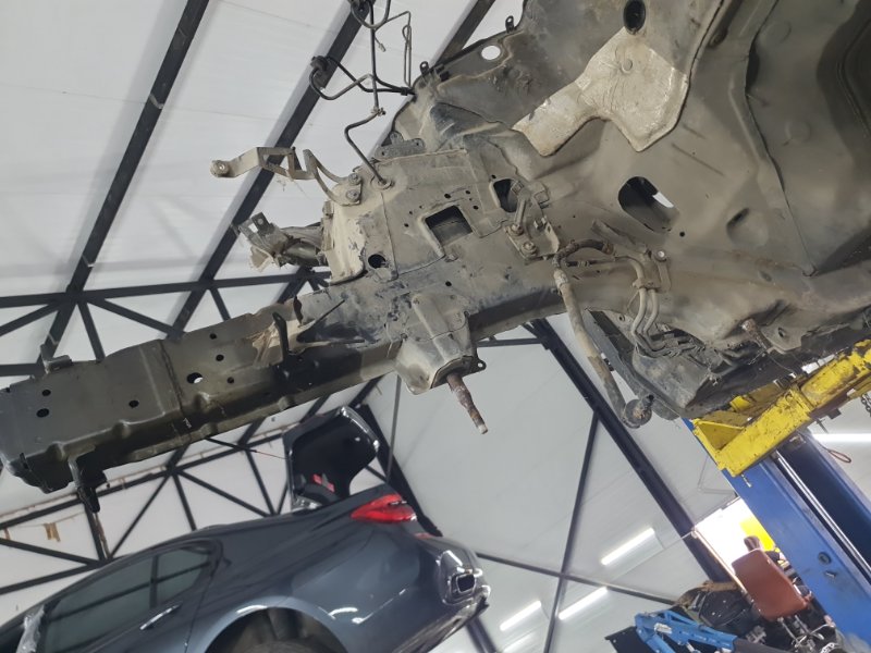 Четверть передняя правая (лонжерон) Nissan Fuga 2007 Y50
