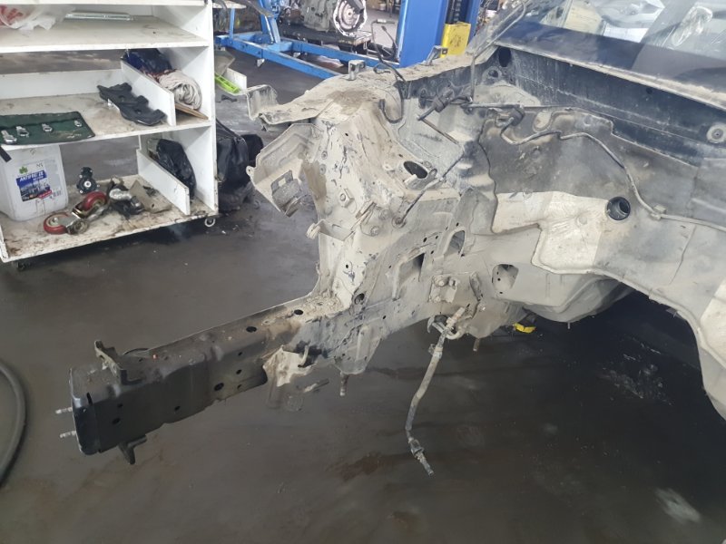 Четверть передняя правая (лонжерон) Nissan Fuga 2007 Y50