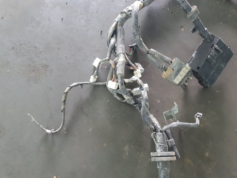 Проводка подкапотная Nissan Fuga 2007 Y50