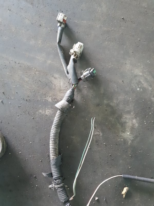 Проводка подкапотная Nissan Fuga 2007 Y50