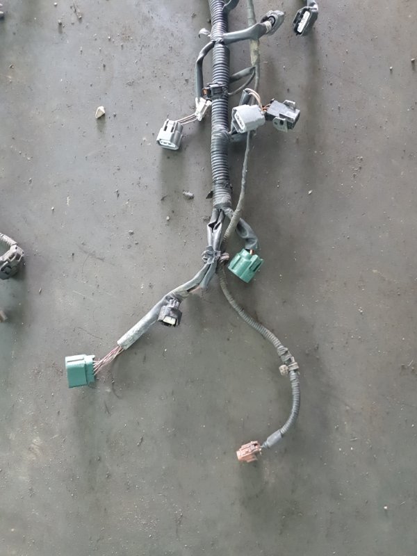 Проводка двигателя Nissan Fuga 2007 Y50