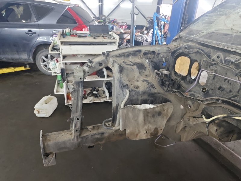 Лонжерон передний правый Porsche Cayenne 2008 957