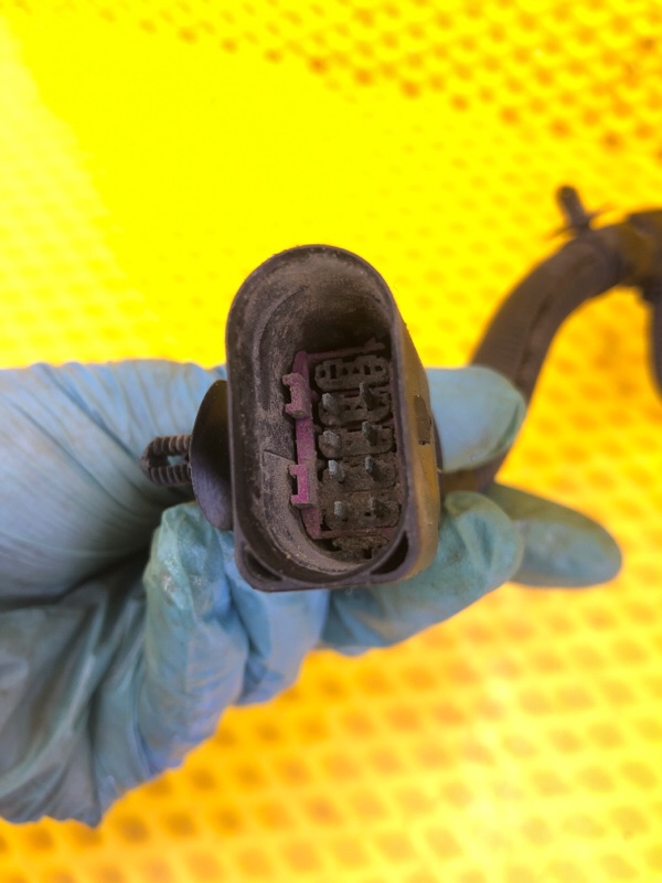 Проводка парктроников Nissan Fuga 2007 Y50