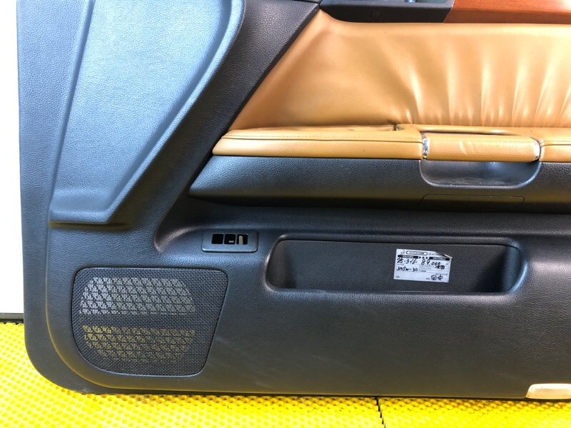 Обшивка двери (карта) Nissan Fuga 2007 Y50