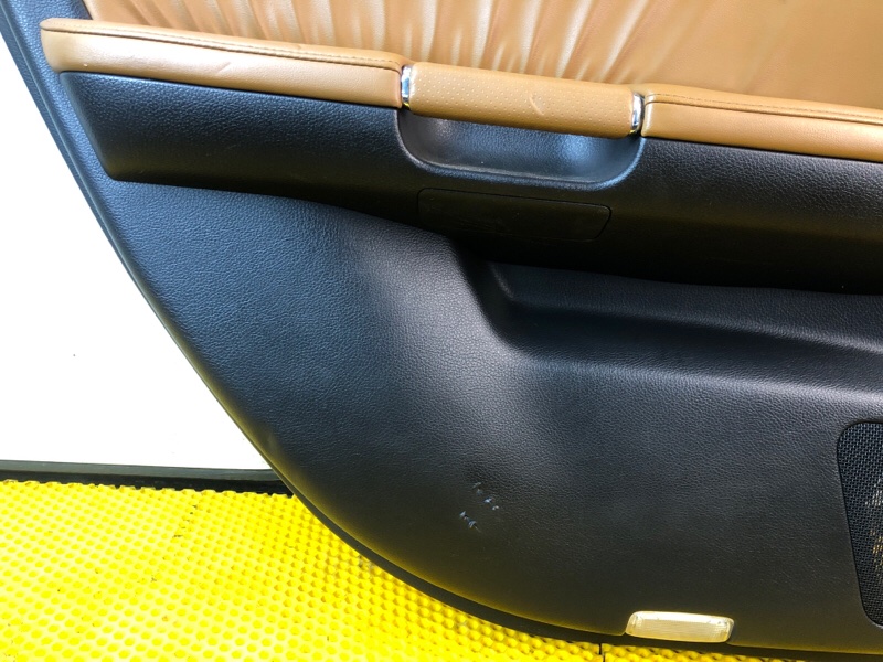 Обшивка двери (карта) Nissan Fuga 2007 Y50