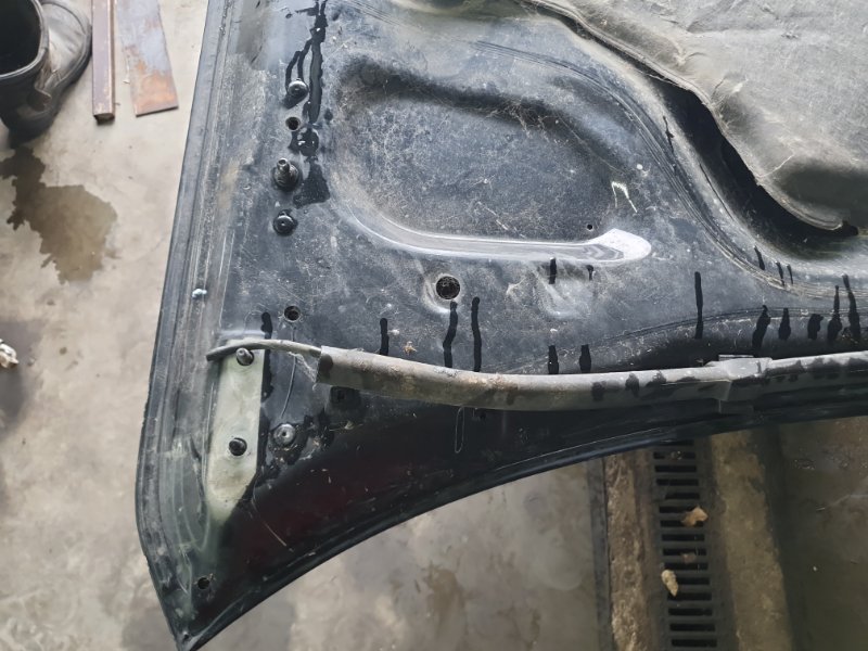 Капот Nissan Fuga 2007 Y50