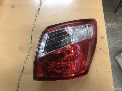 Фонарь задний правый Nissan Qashqai J10 2010-2013