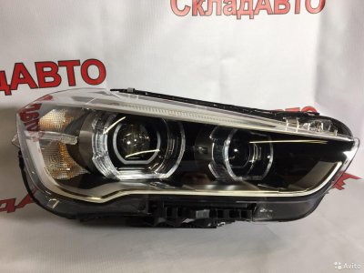 BMW X1 F48 фара правая LED (15-19)