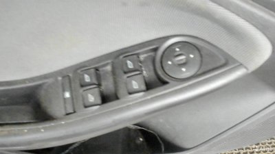 Дверь боковая левая передняя Ford Focus 3 2011- US
