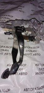 Блок педалей audi A4 (B5) 8d1721117k Audi A4