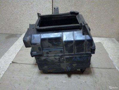 <p>Корпус печки (отопителя) Chevrolet Aveo T250 2005 (б/у)<br /><br /> Марка: Chevrolet<br /> Модель: Aveo<br /> Год: 2005-2011<br /> Кузов: T250<br /