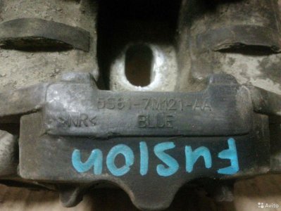 Опора двигателя левая Ford Fiesta CBK 2001-2008