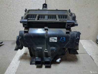 <p>Корпус печки (отопителя) Toyota Avensis ZZT251L 2003 (б/у)<br /><br /> Марка: Toyota<br /> Модель: Avensis<br /> Год: 2003-2008<br /> Кузов: ZZT251