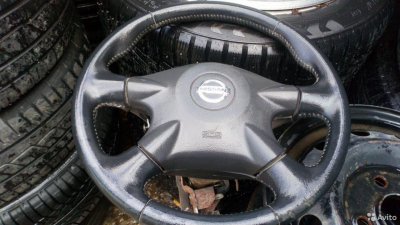 Рулевое колесо Nissan Primera P12