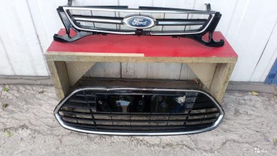 Решетка радиатора Ford Mondeo 4