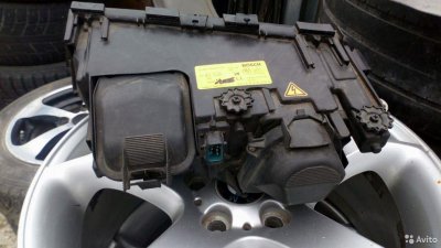 Фара правая BMW E38