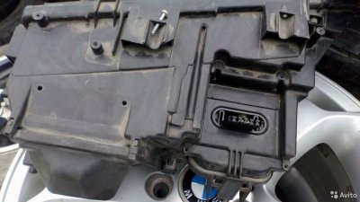 Фара правая BMW E38