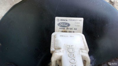 Вакуумный усилитель тормозов Ford Focus