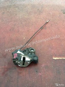 Замок двери передний правый Toyota Rav 4 2006-2013