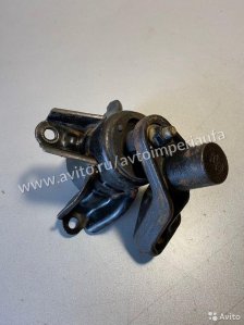 Подушка двигателя правая Kia Rio 3