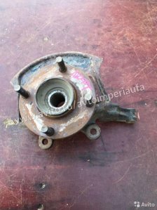 Кулак передний правый Nissan Almera N15 1995-2000