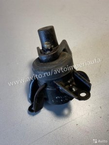 Подушка двигателя правая Kia Rio 3