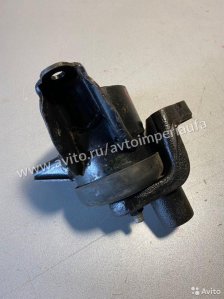 Подушка двигателя правая Kia Rio 3