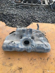 Бензобак Nissan Primera P11 1.8 L