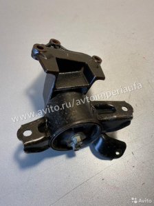 Подушка двигателя левая Hyundai Solaris