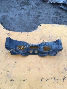 Подрамник передний Subaru Forester 2.0 2002-2007