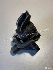 Подушка двигателя правая Kia Rio 3