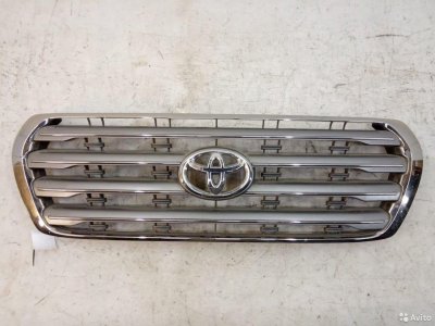 Решетка радиатора Toyota Land Cruiser 200