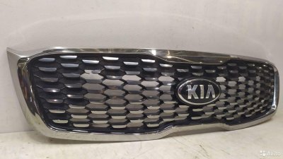 Решетка радиатора Kia Sorento 3 Prime UM 2014