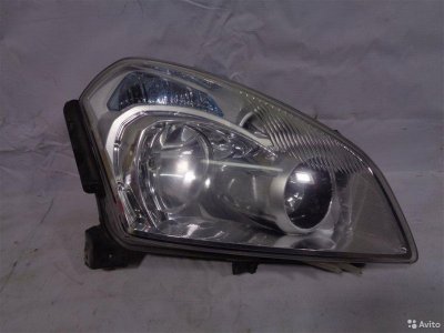 Фара правая Nissan Qashqai J10 2006-2010