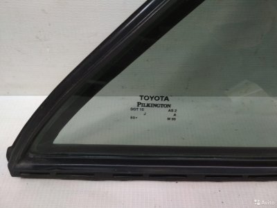 Стекло двери глухое заднее правое Toyota Camry