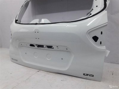 Крышка багажника Renault Kaptur 2016