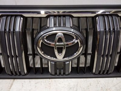 Решетка радиатора Toyota Land Cruiser Prado 150